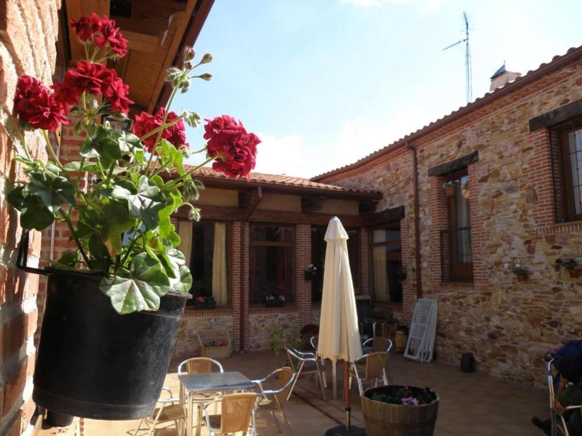 OYO Hotel Restaurante VII Carreras San Pedro de Rozados Exterior foto
